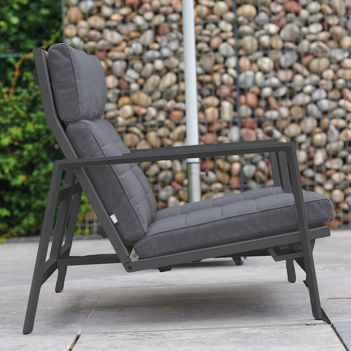 Modern Luxury LIFE Outdoor Living Bondi Tete-A-Tete Reclining Patio Set