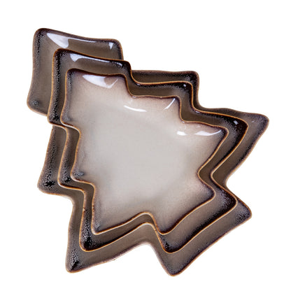 Star-shaped ceramic dish with a glossy finish on a white background