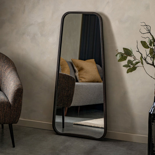 Gallery Kurva Black Leaner Mirror, 56.5 X 123Cm