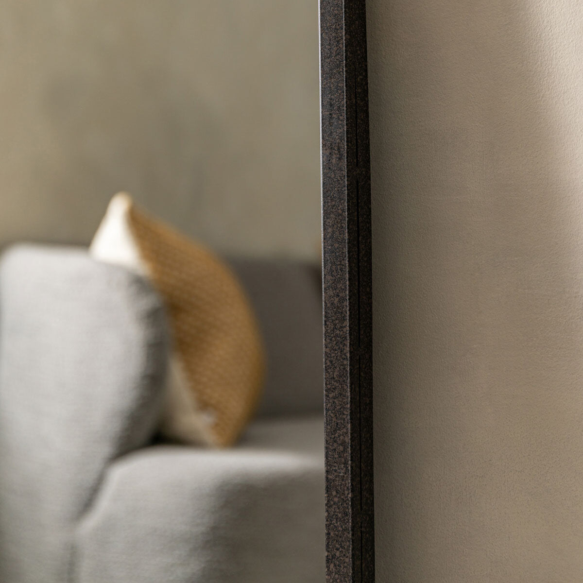 Gallery Kurva Black Leaner Mirror, 56.5 X 123Cm