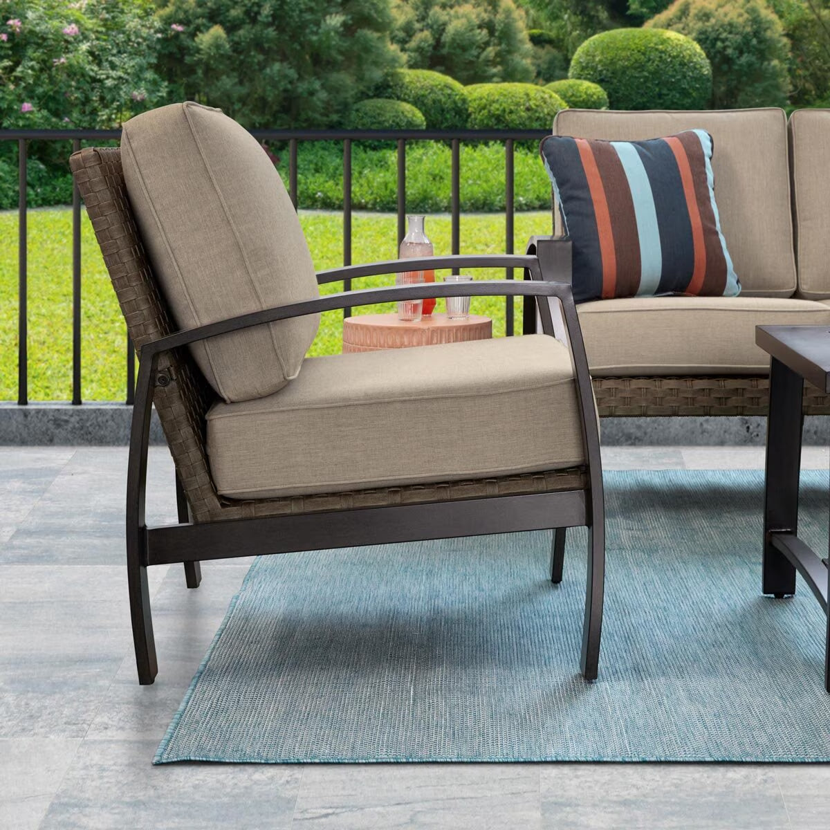 Luxury Agio Harper 4 Piece Woven Deep Seating Patio Set + Cover