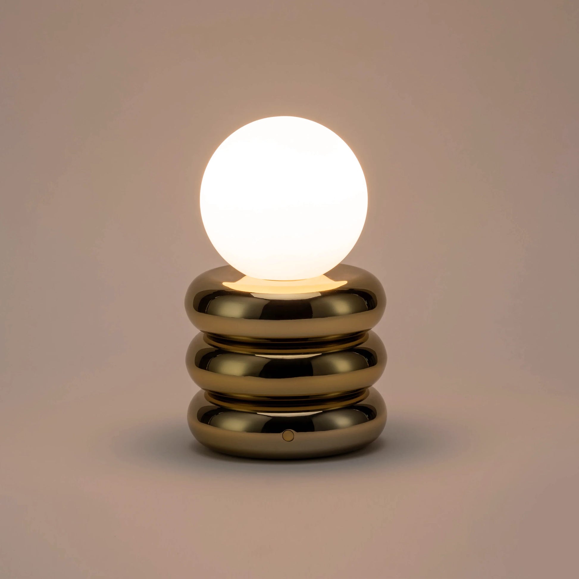 Brass tube cordless table lamp - BlissVeranda