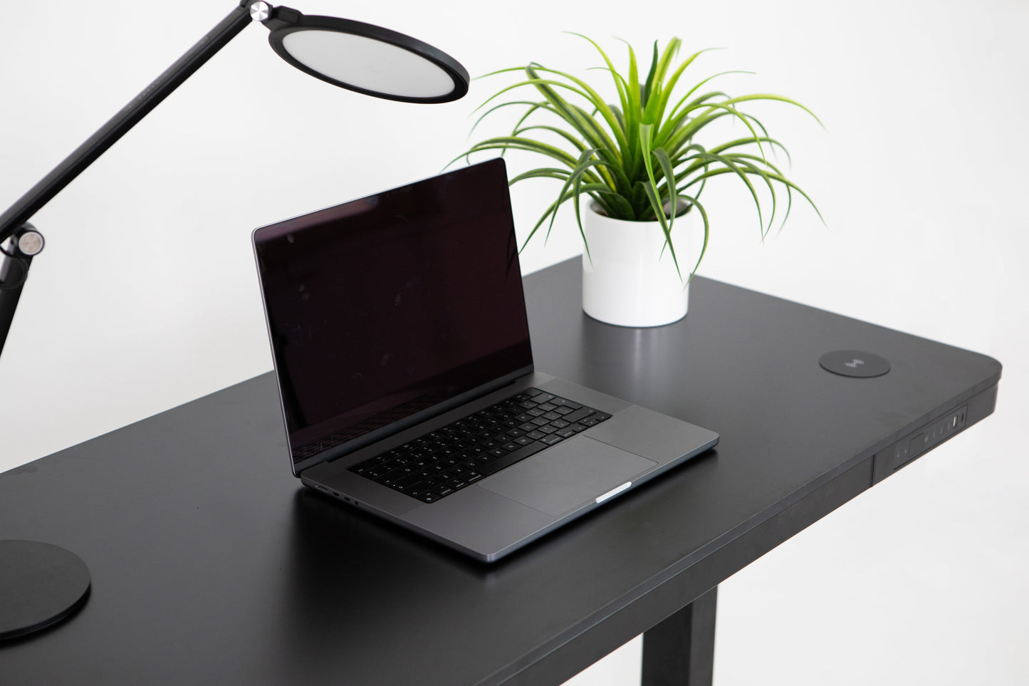 E-Max Desk Height Adjustable (Wood Top)