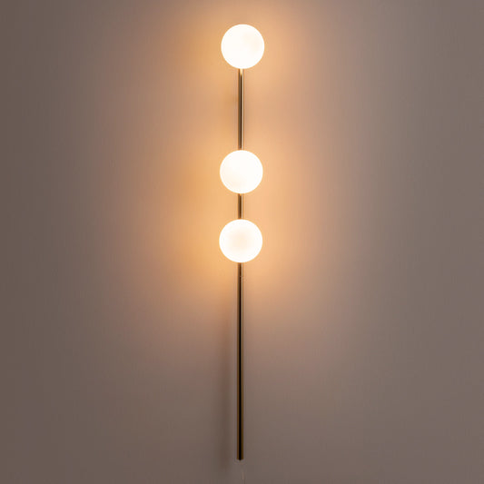 Brass bar plug-in wall light - BlissVeranda