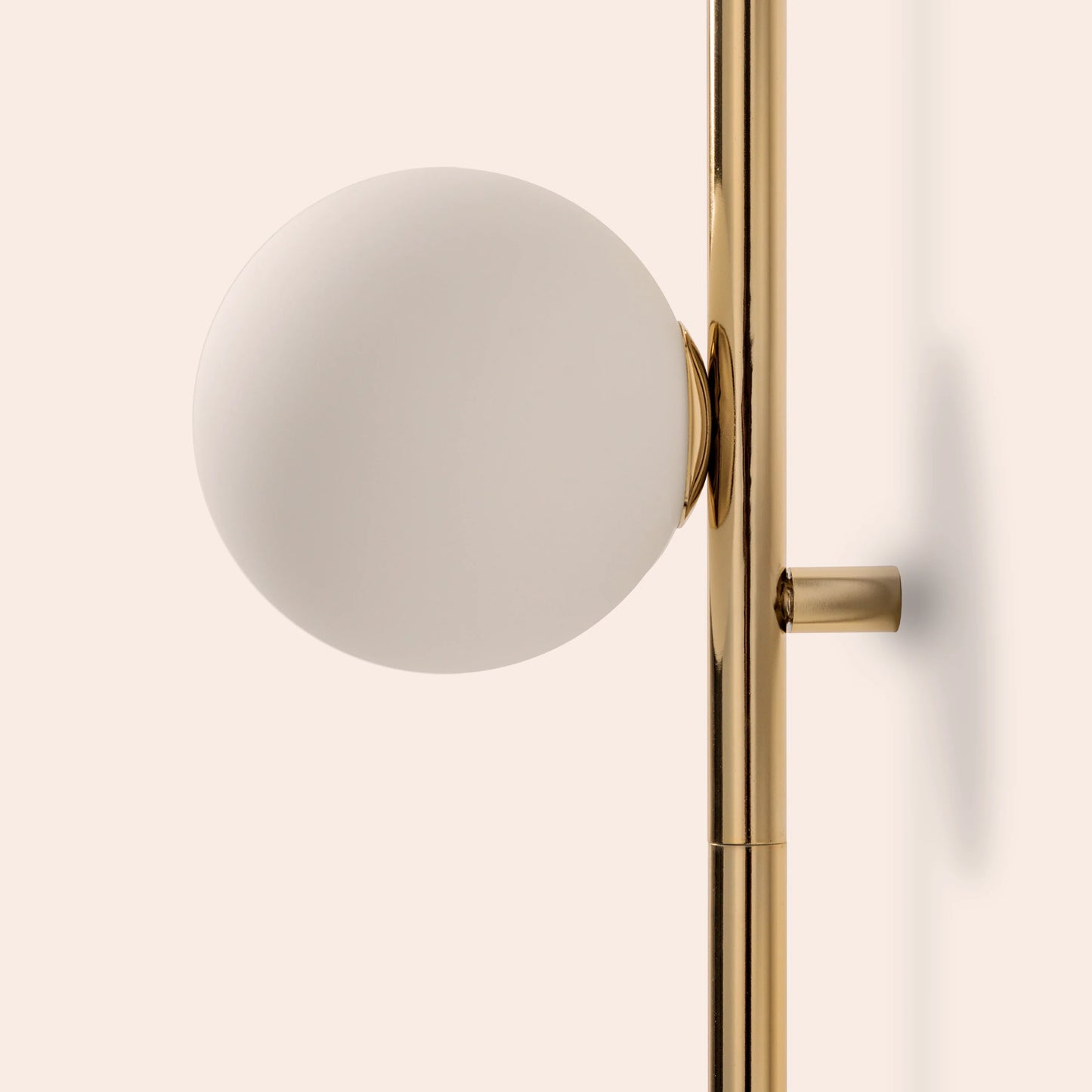 Brass bar plug-in wall light - BlissVeranda