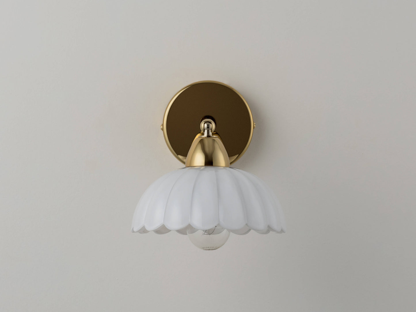 White flower sconce wall light - BlissVeranda
