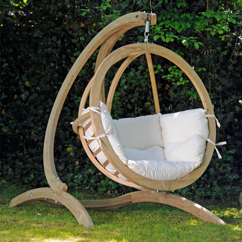 Globo Single Hanging Egg Chair Set